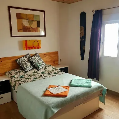 Beautiful 2-Bedroom Villa With Pool And Garden *